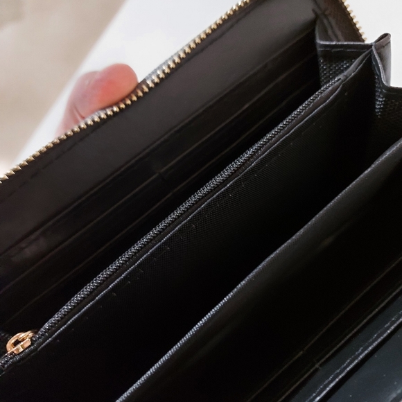 Wallet - Picture 3 of 7